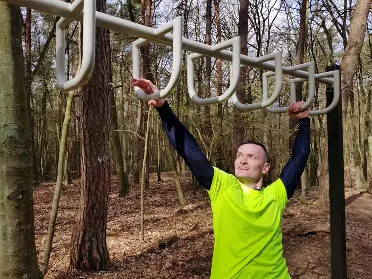 street workout redskab i brug